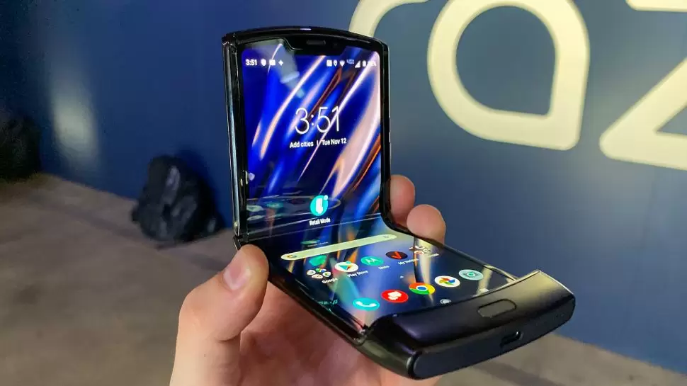 Motorola Razr Çıkış Tarihi Ertelendi!