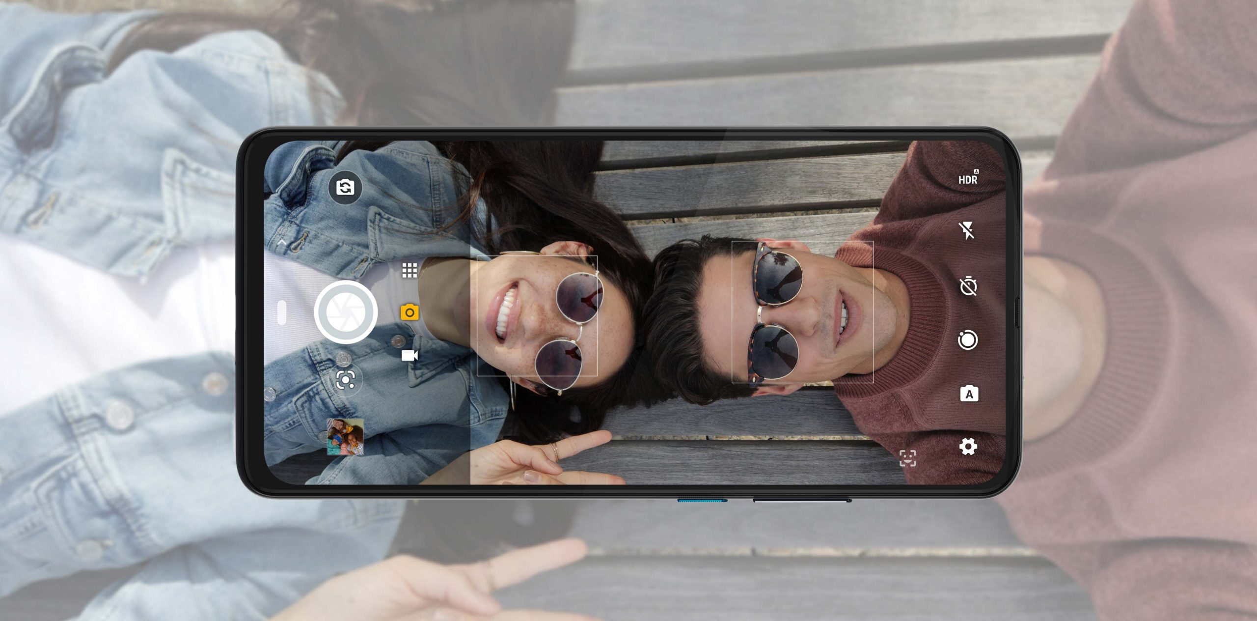 motorola-hyper-pdp-gallery-auto-smile-capture