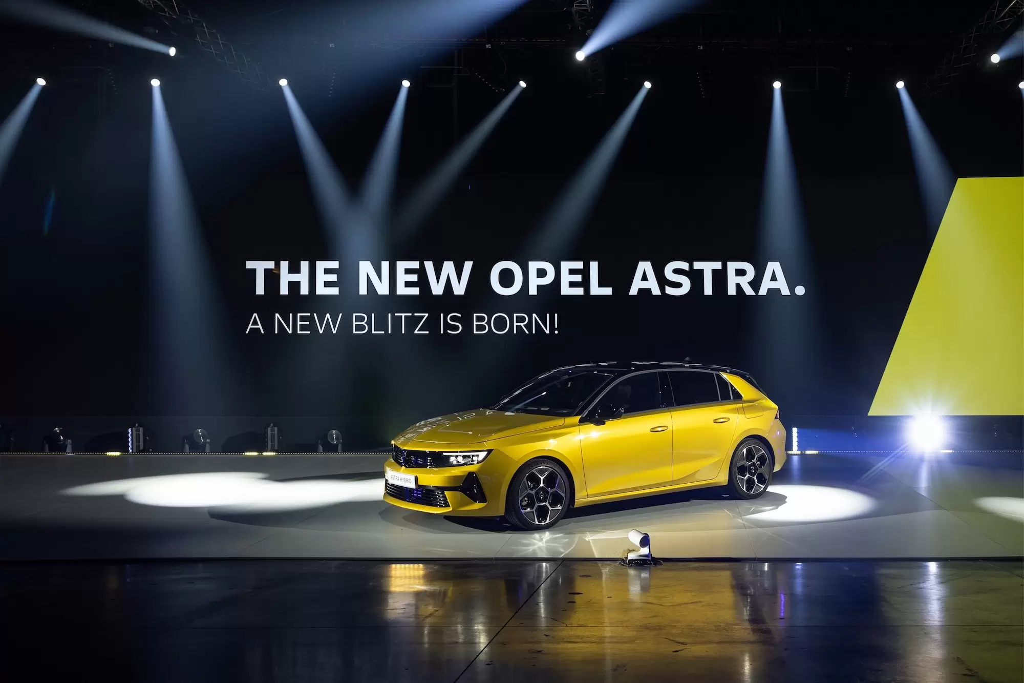 Yeni Opel Astra