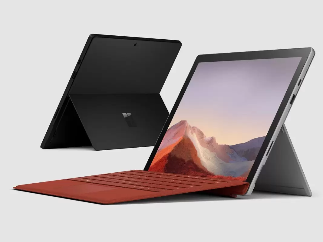 Surface Pro 8 Bugün Piyasaya Sürülüyor