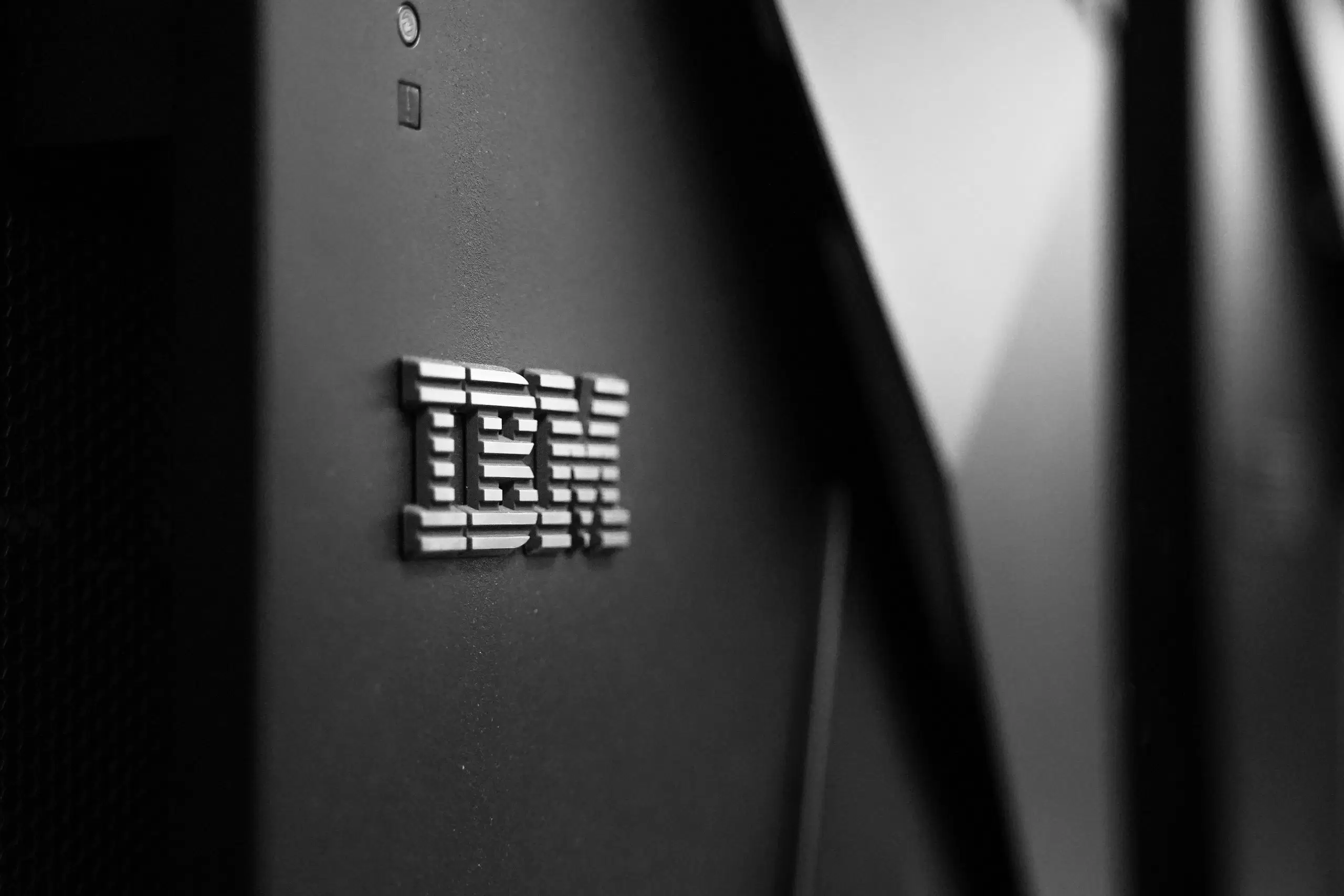 IBM 30 milyon kişiye yeni beceriler kazandırma sözü veriyor