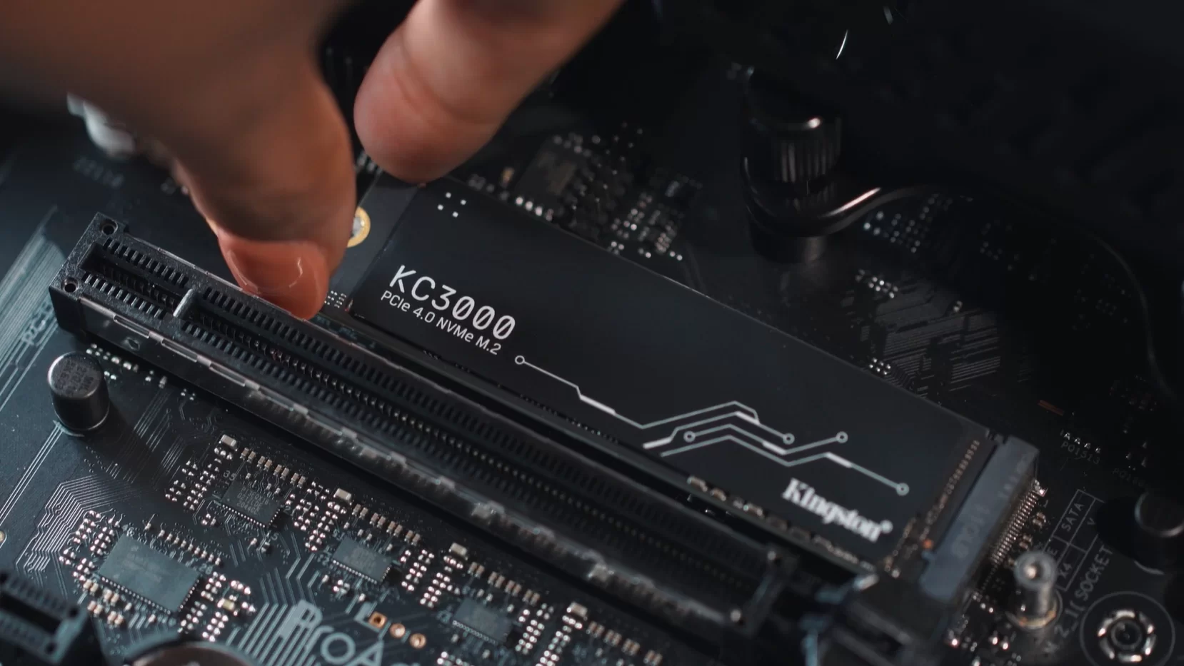 Kingston KC3000 ssd takımı