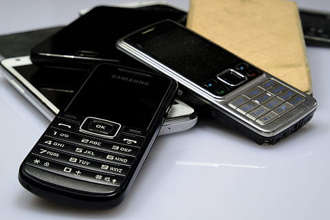 phone mobile phone smartphone communication thumbnail