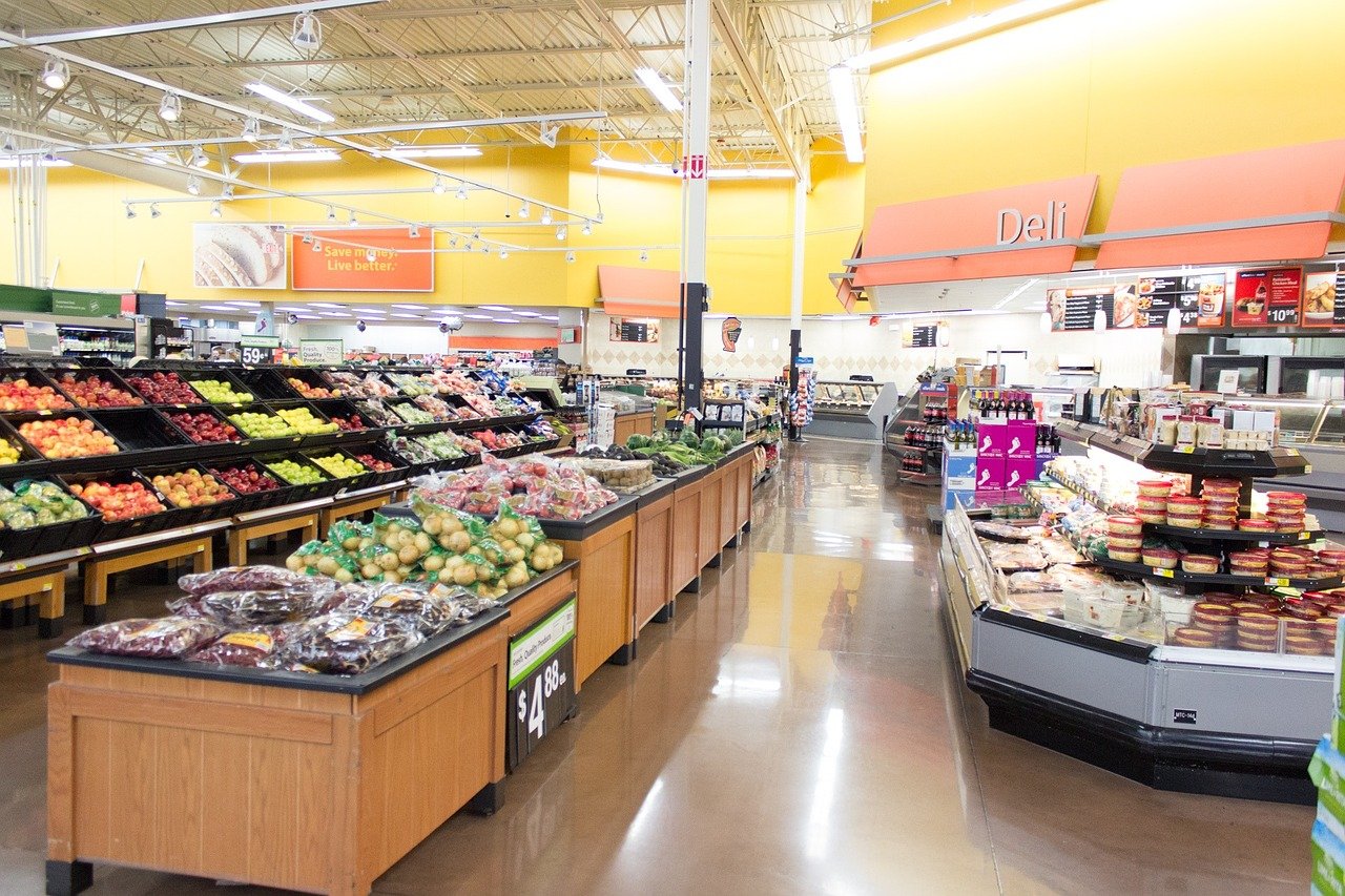 supermarket 674474 1280