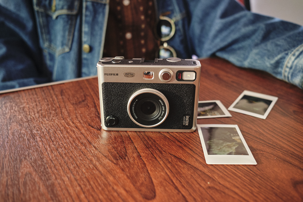 Fujifilm’in 100 Farklı Çekim Efektli Yeni Fotoğraf Makinesi: instax Mini Evo