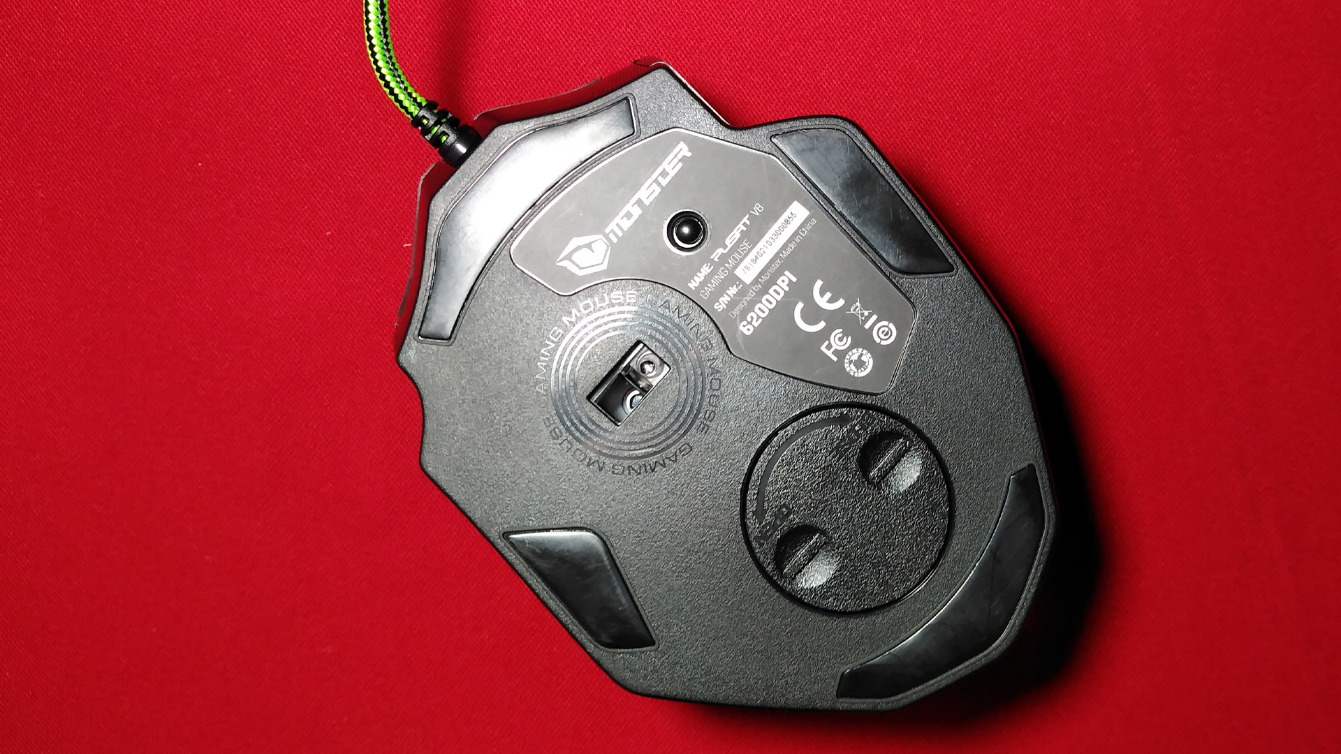 pusatgamingmousev8 010