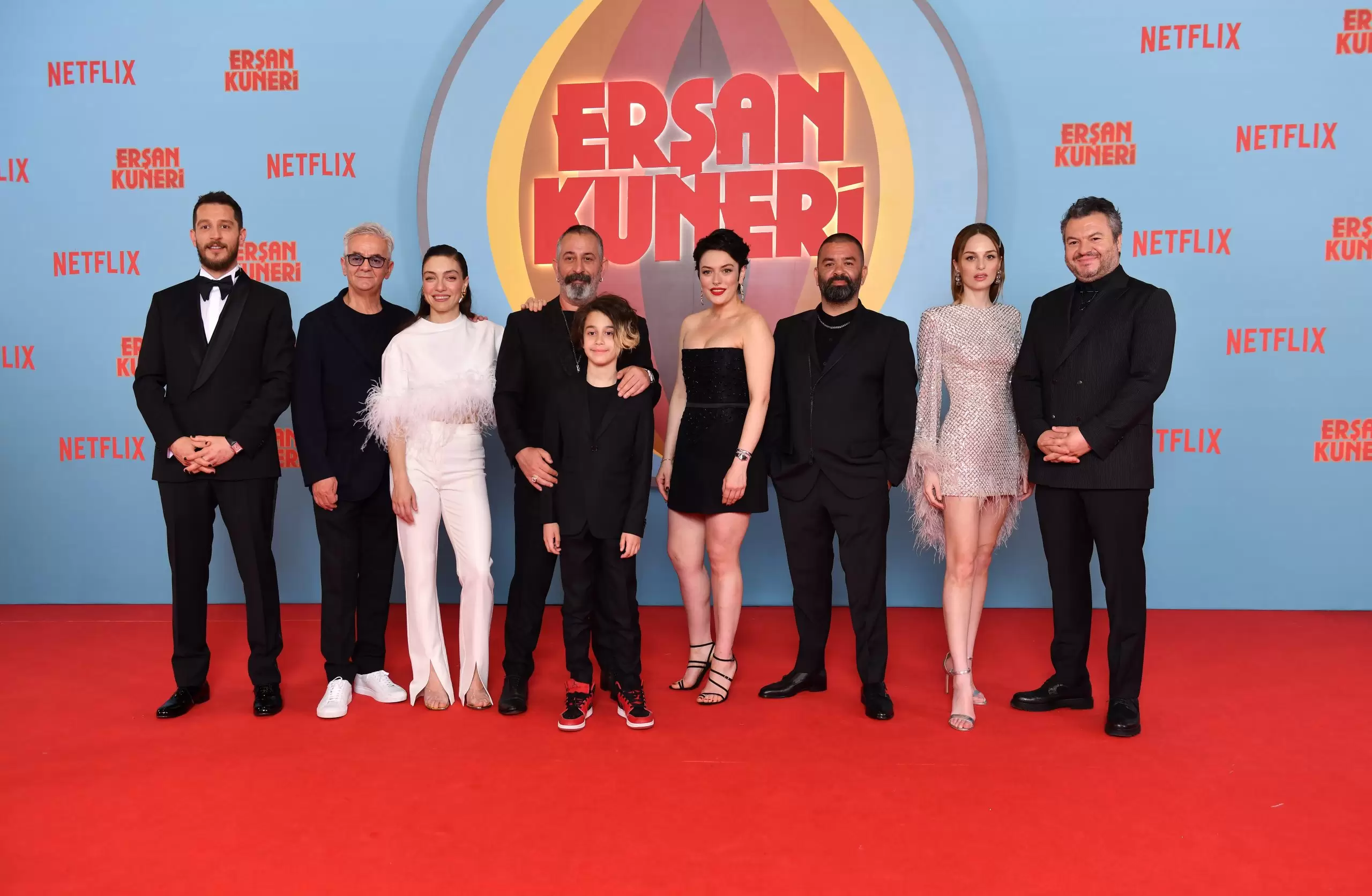 NETFLİX İFTİHARLA SUNAR: ERŞAN KUNERİ