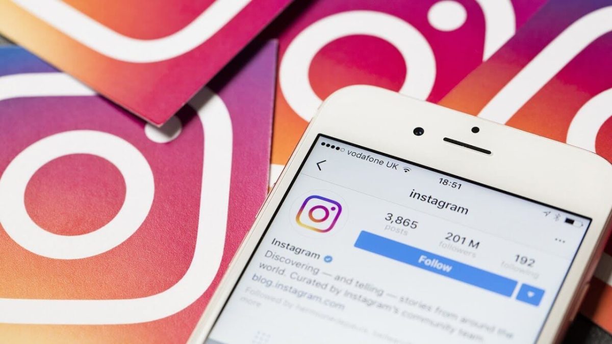 INSTAGRAM