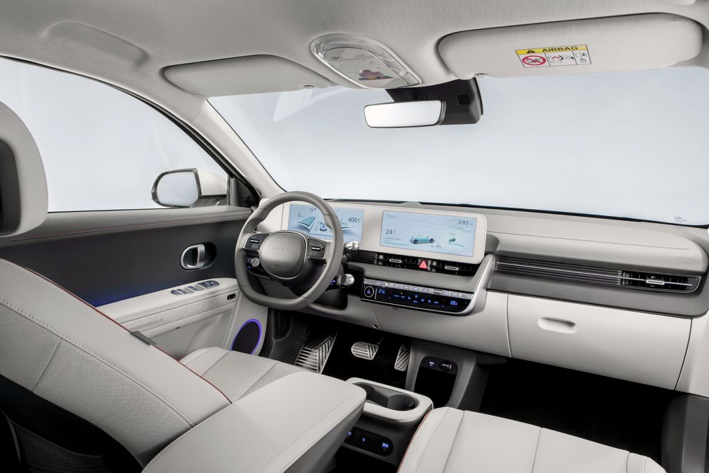 hyundai-ioniq-5-interior-05_wid_1024