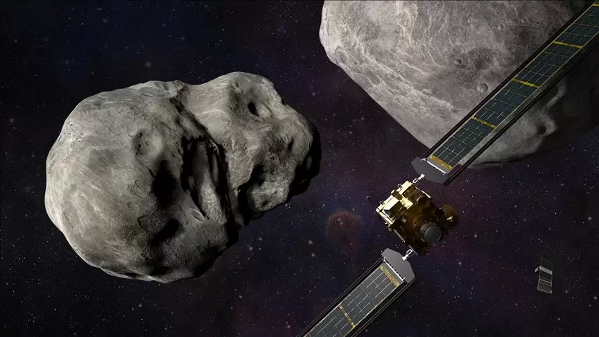 NASA, ne olacağını görmek için bir uzay aracını bir asteroite çarptı