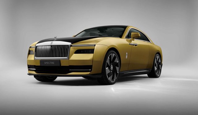 1666094959_P90483589_highRes_spectre_unveiled_the