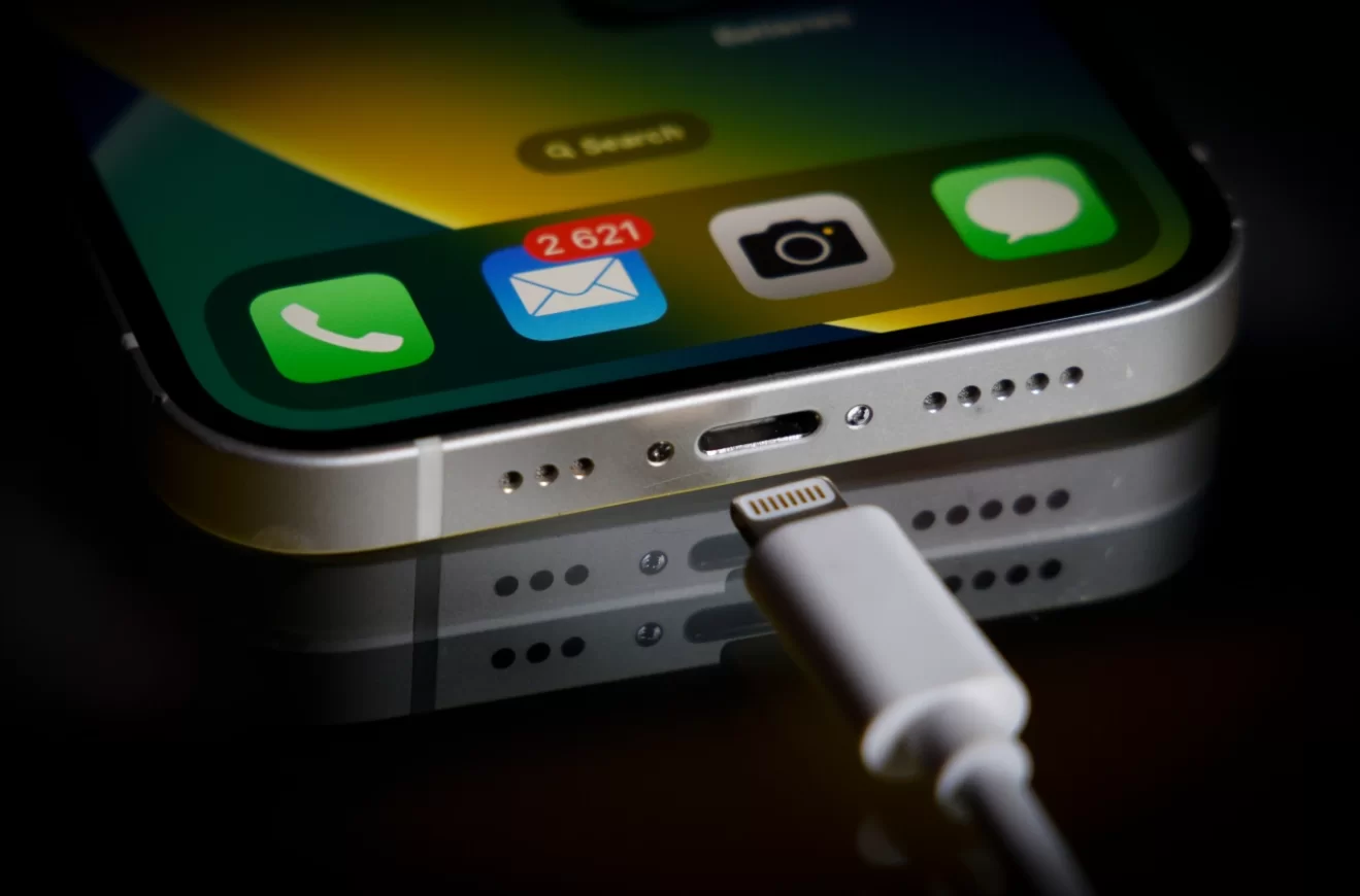 Apple, 2024′ te iPhone’ların AB’nin USB-C yetkisine uyacağını bildirdi