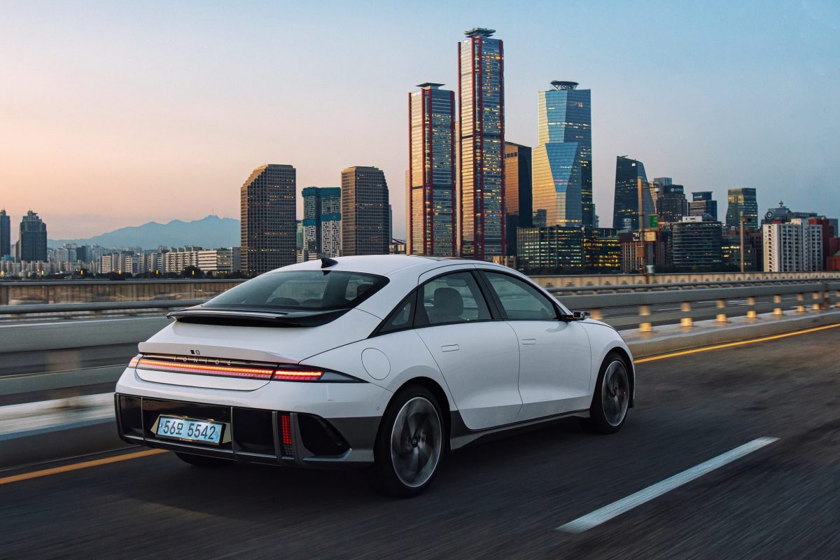 Hyundai_IONIQ_6__3_