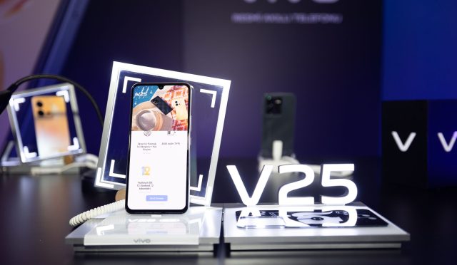 1668512619_vivo_V25_a