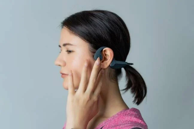 NTT, insanların kulaklıklarından sızan rahatsız edici gürültüyü durdurabileceğini iddia ediyor.