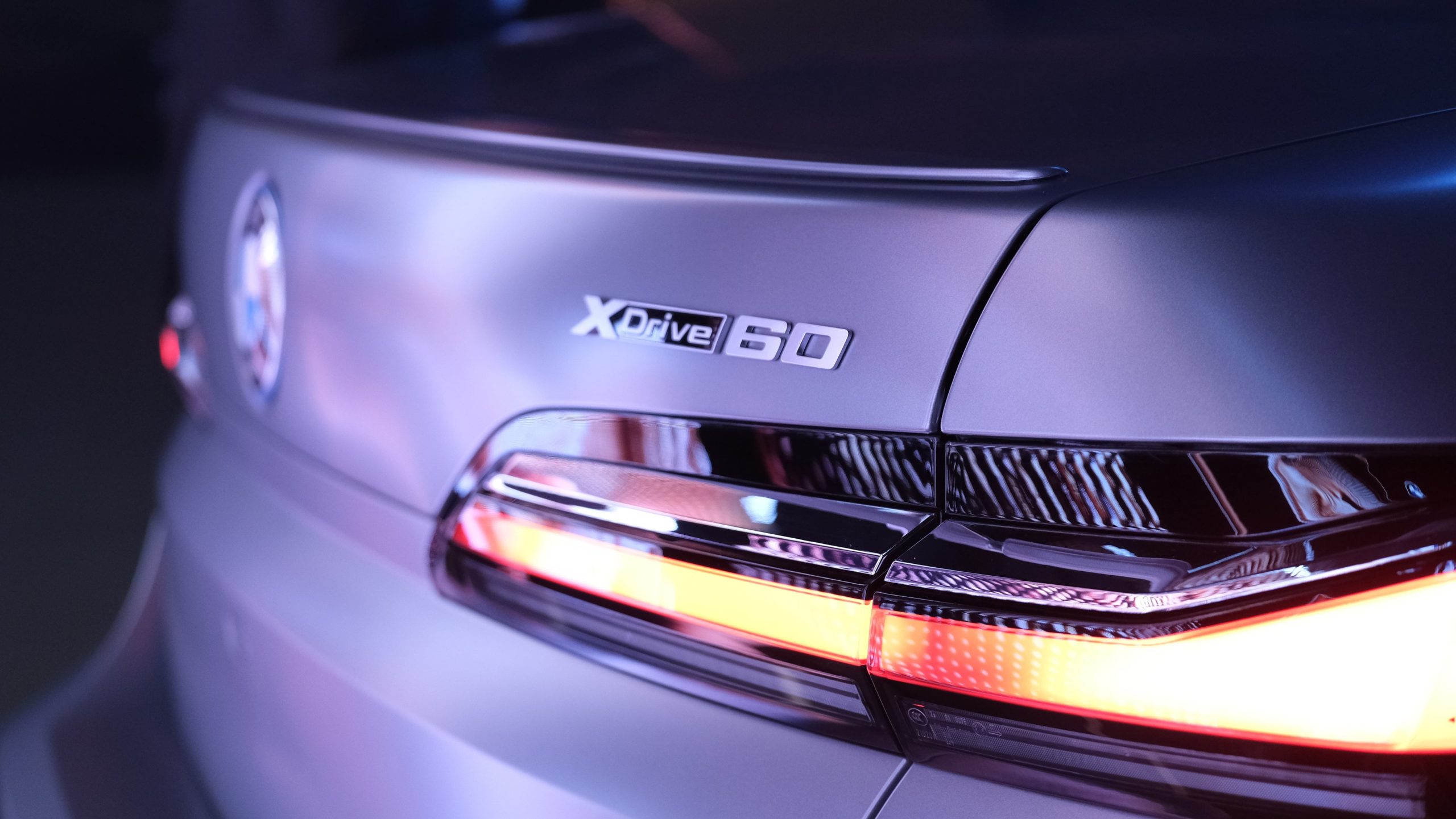 1670918864 YEN BMW 7 SER S 4 scaled