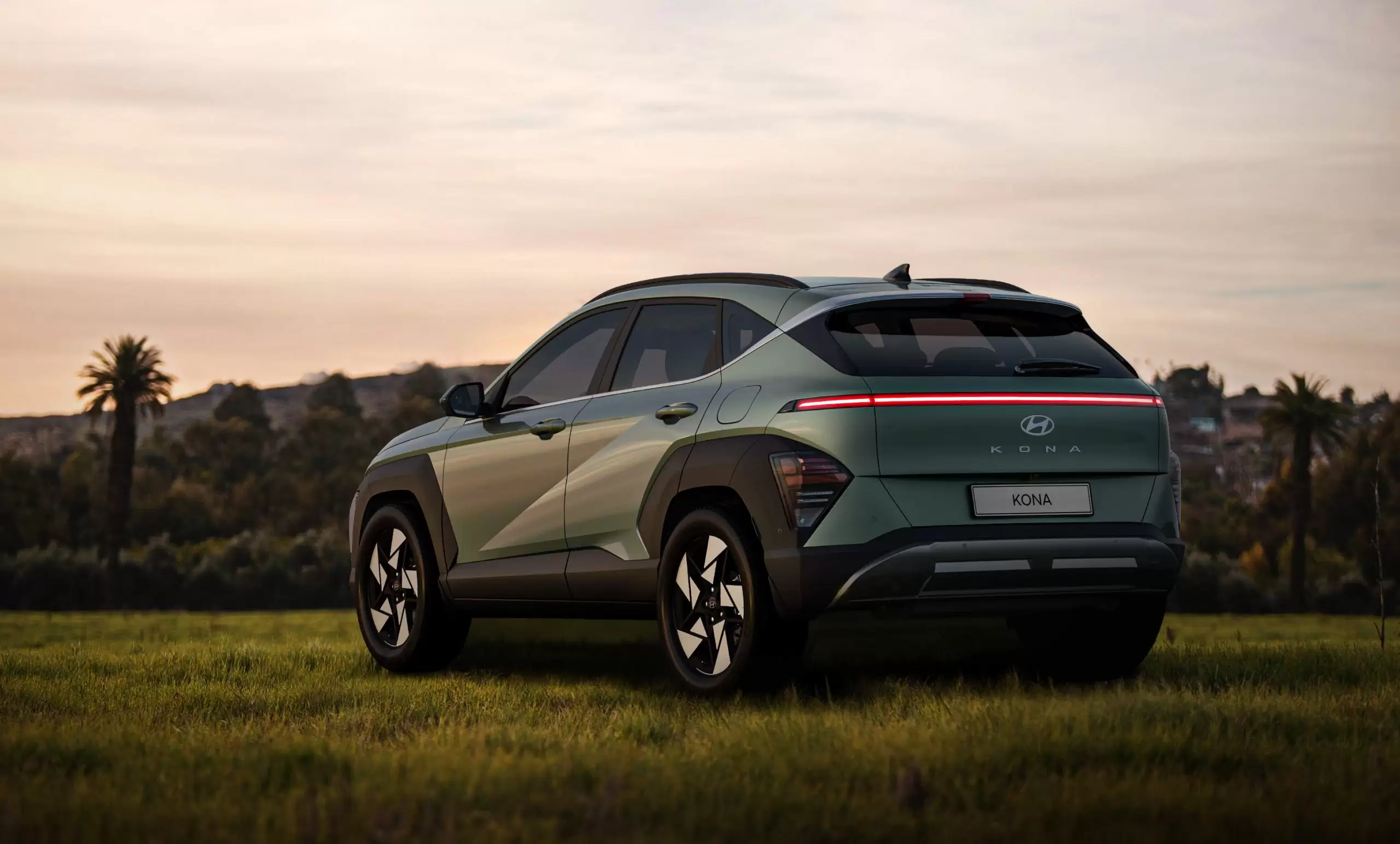 Hyundai KONA Şimdi Yüksek Teknoloji ve Üst Düzey Güvenlikle Geliyor