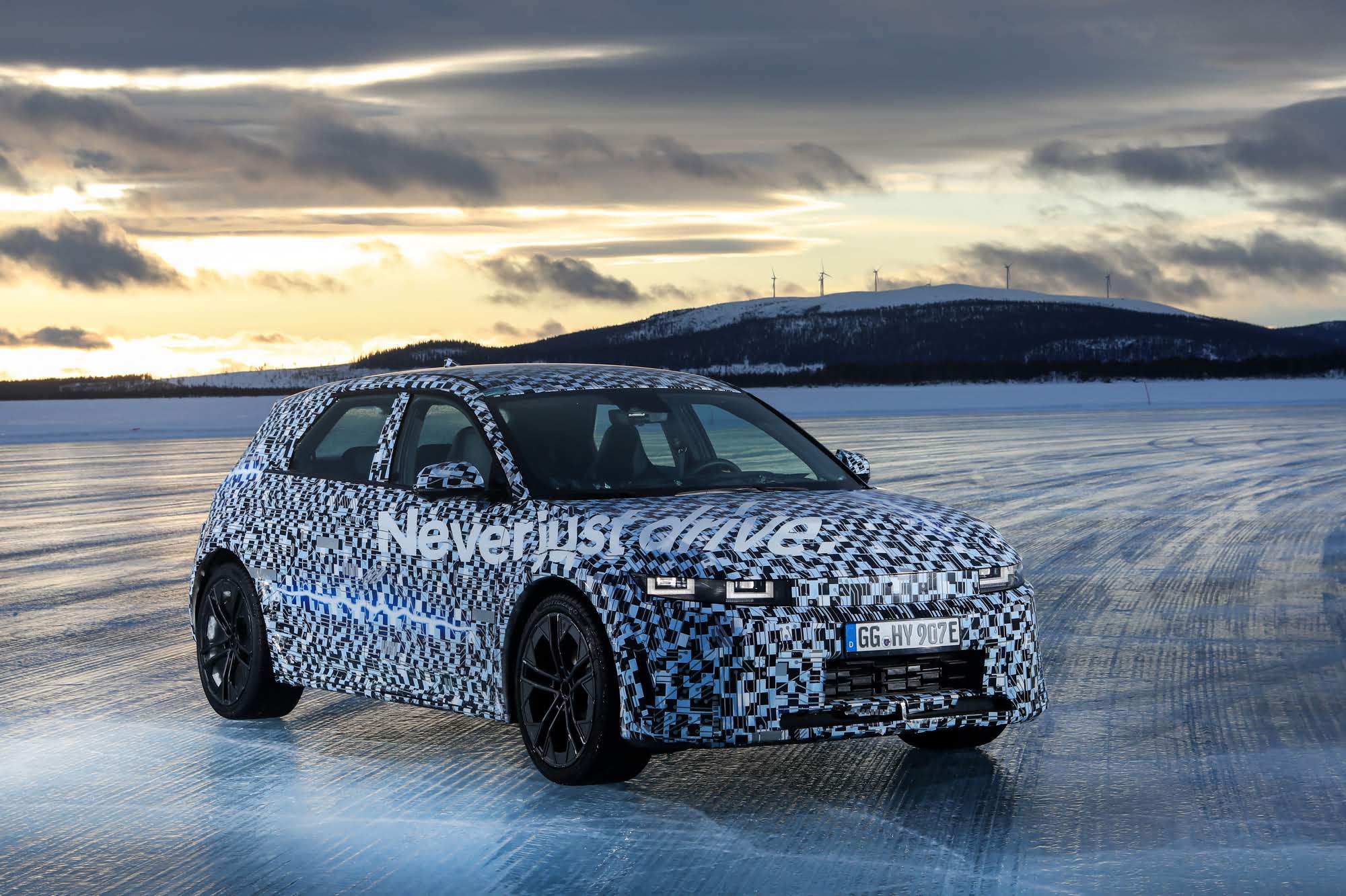 1680164160 Hyundai IONIQ 5 N 20