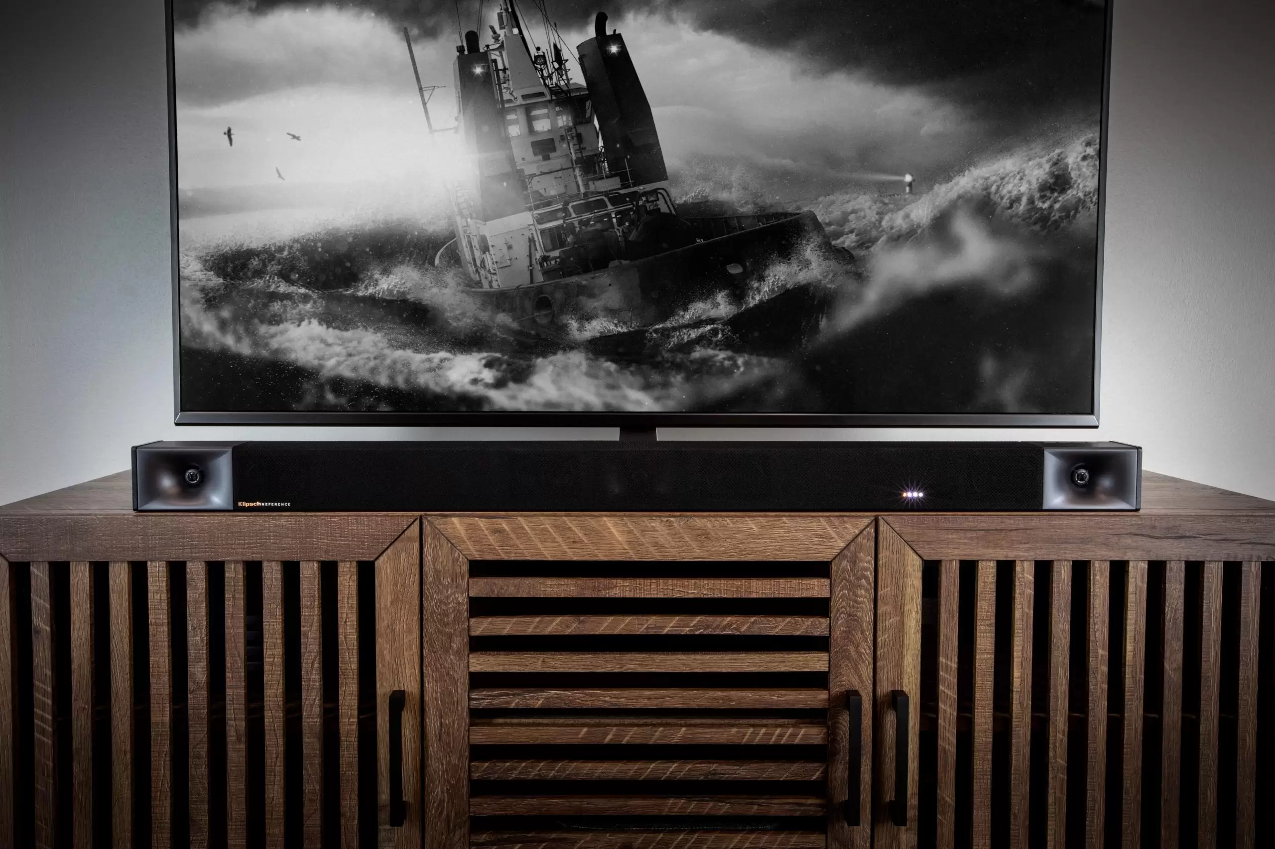 Klipsch Cinema 600 Soundbar ev sinema deneyimini yeniden tanımlıyor
