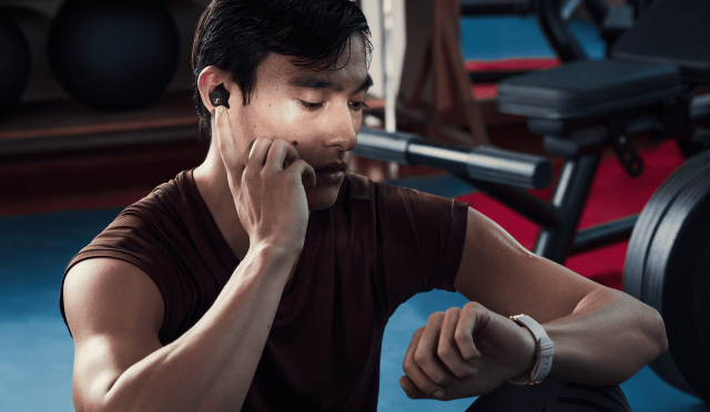 1683457858_SPORT_True_Wireless_Application_Image_Male_Connectivity_tiff