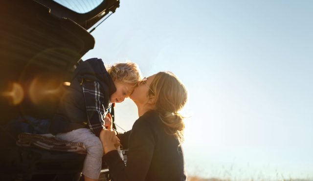1687415642_WP18_Woman_and_Child_39L