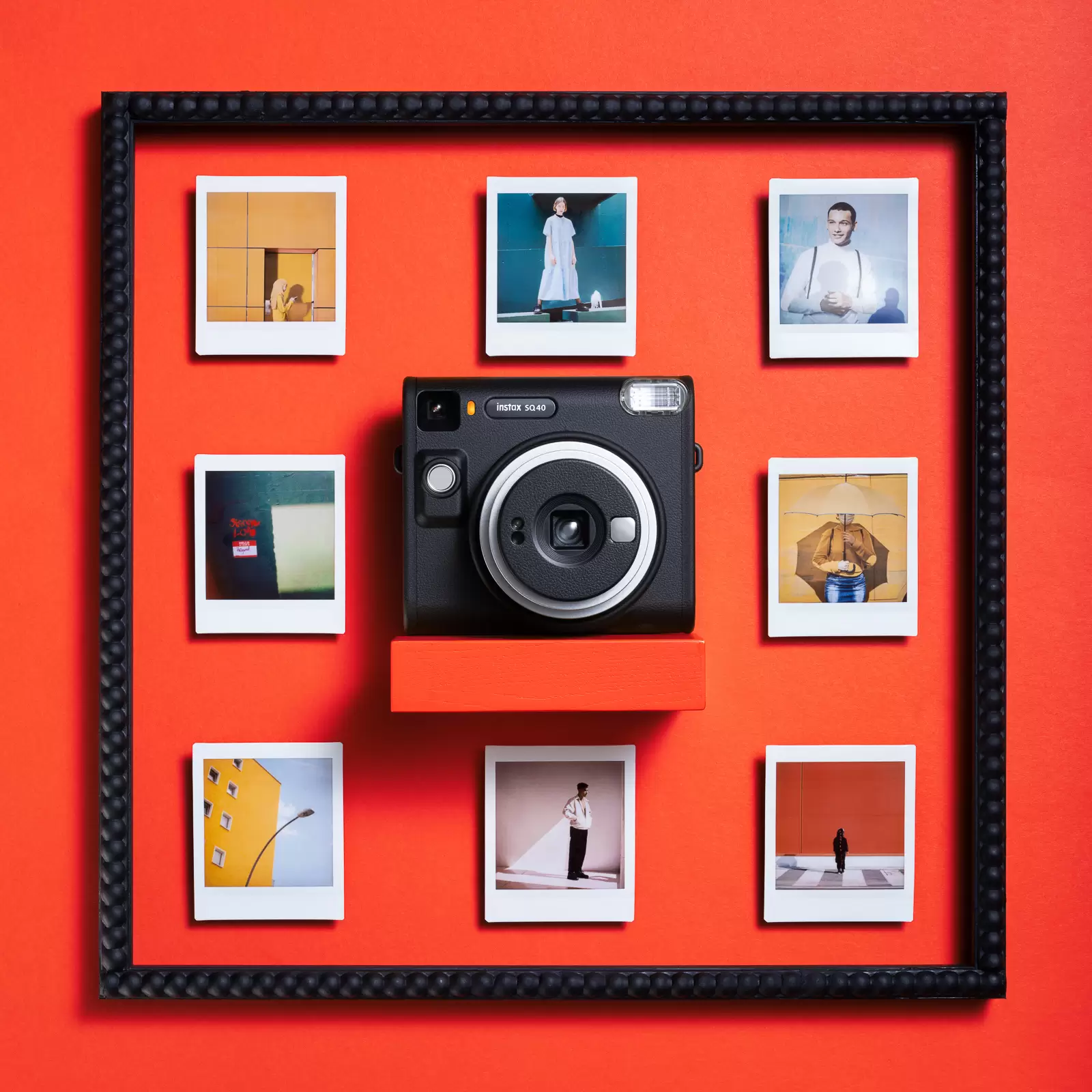 Fujifilm instax ailesinin yeni üyesi: instax SQUARE SQ40