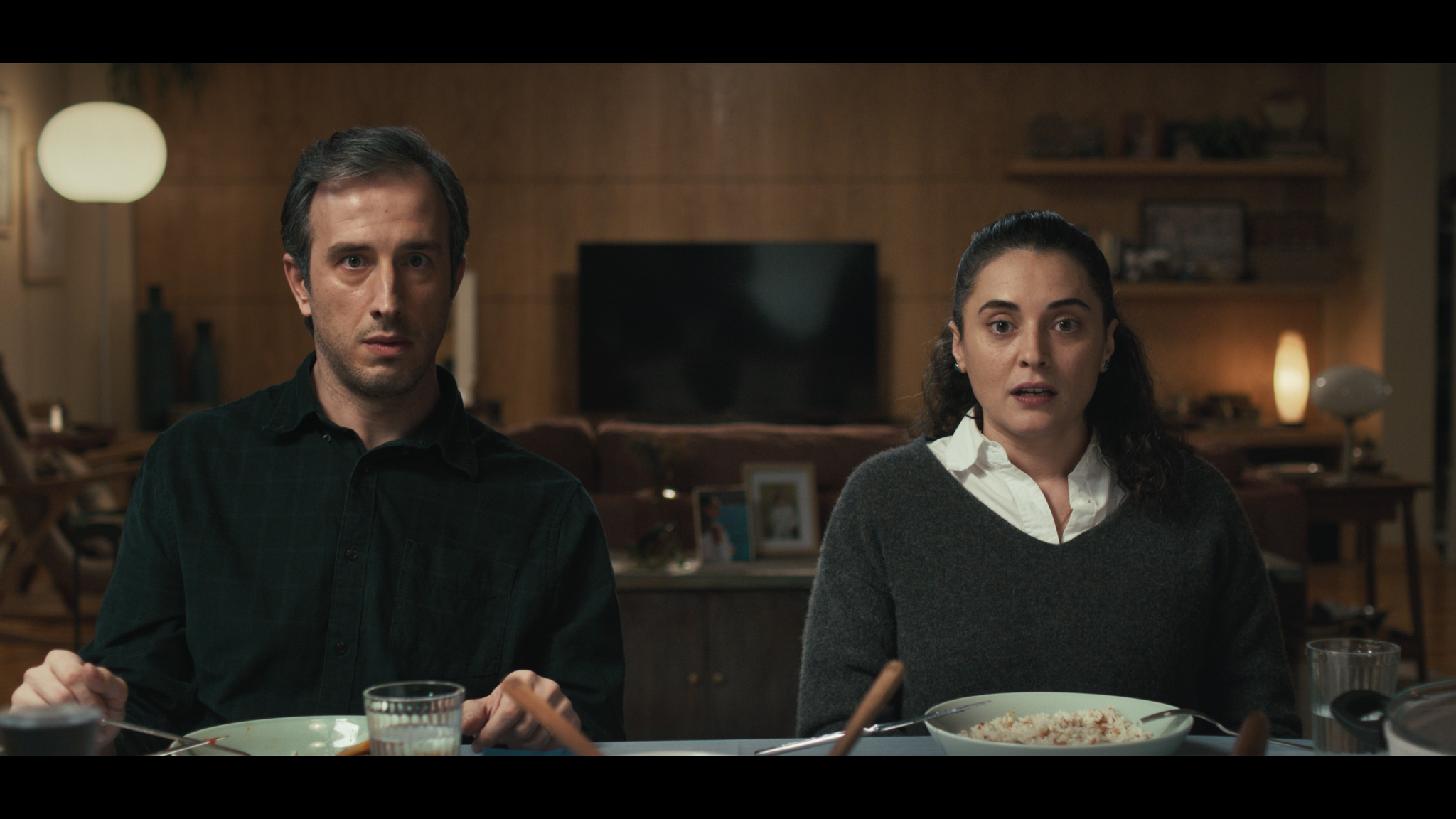 Kuvvetli Bir Alkış