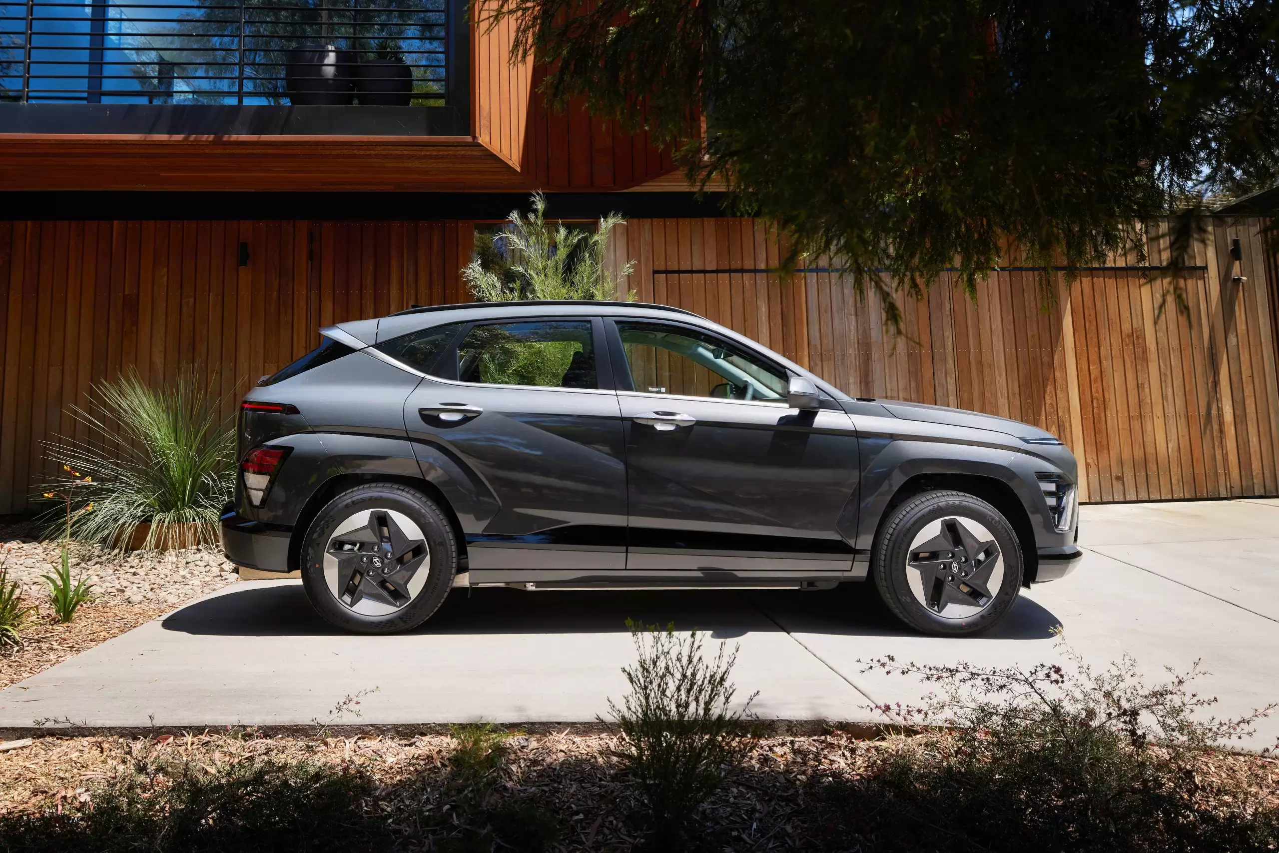 1708613706 hyundai kona electric 960 1 scaled