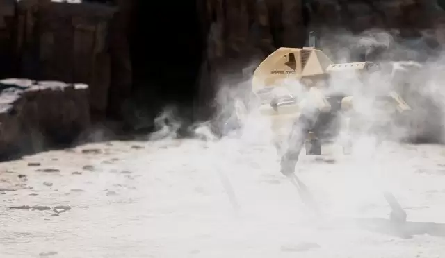 SARSILMAZ_SILAHLI_ROBOT