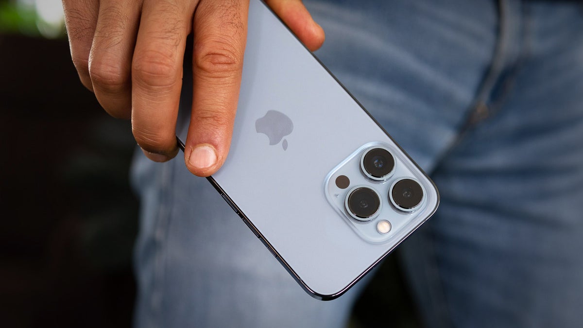 iPhone 13 Pro review focused on improving the fundamentals