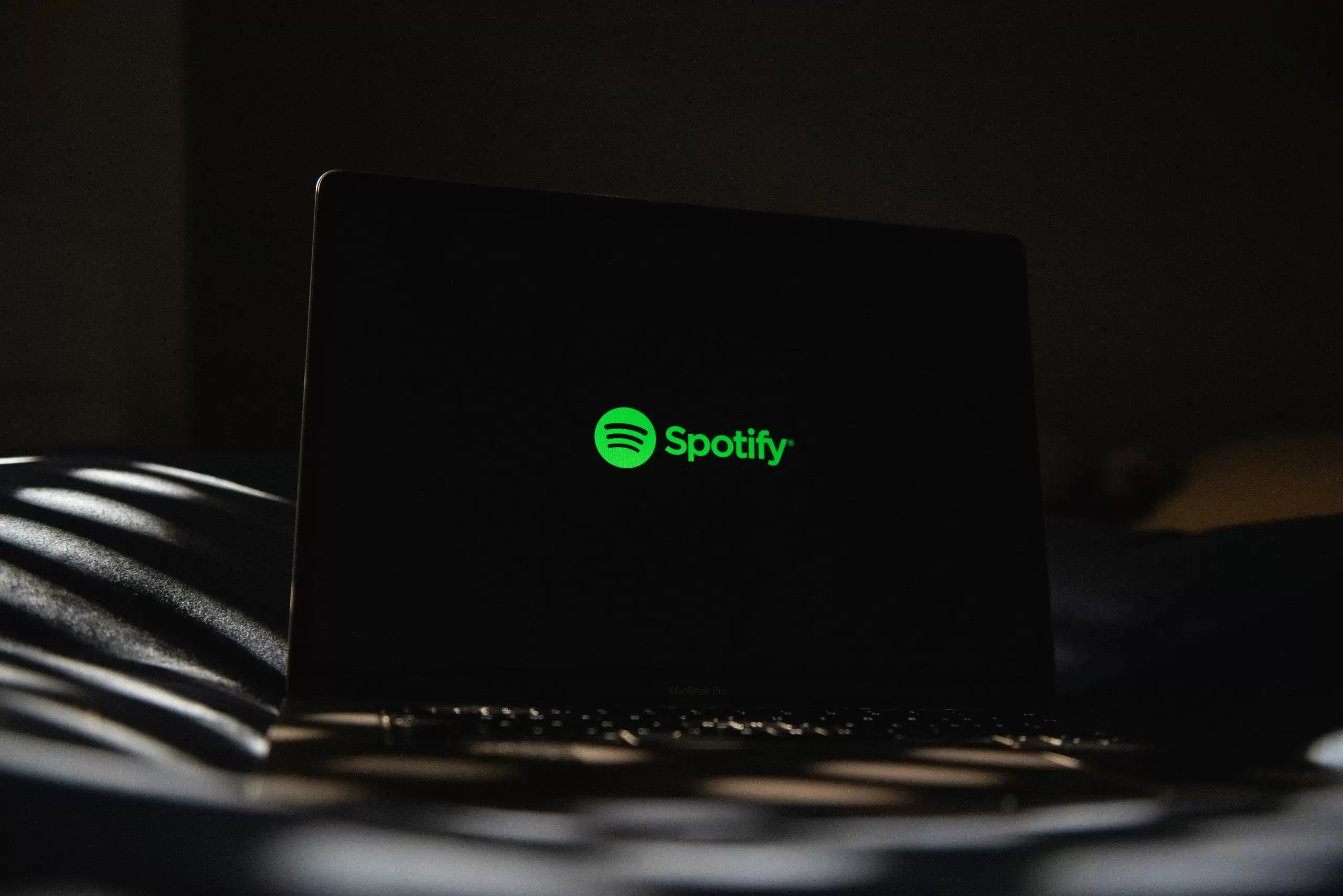 Spotify YouTube’a Rakip Oluyor: Video İçerik Üreticilerine Yeni Gelir Kapısı