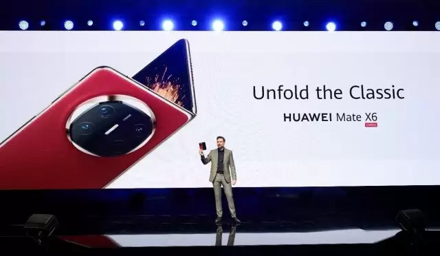 HUAWEI-Mate-X6