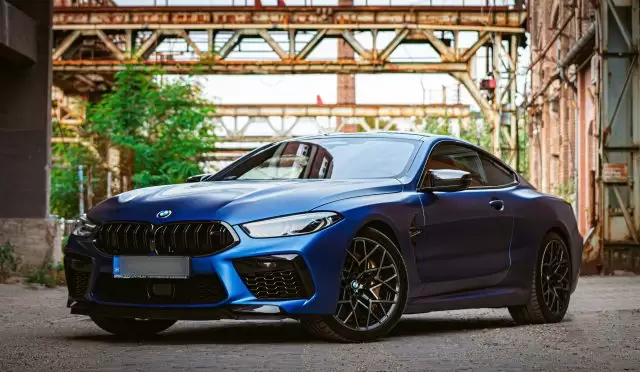 bmw-m8-tarih-oluyor2