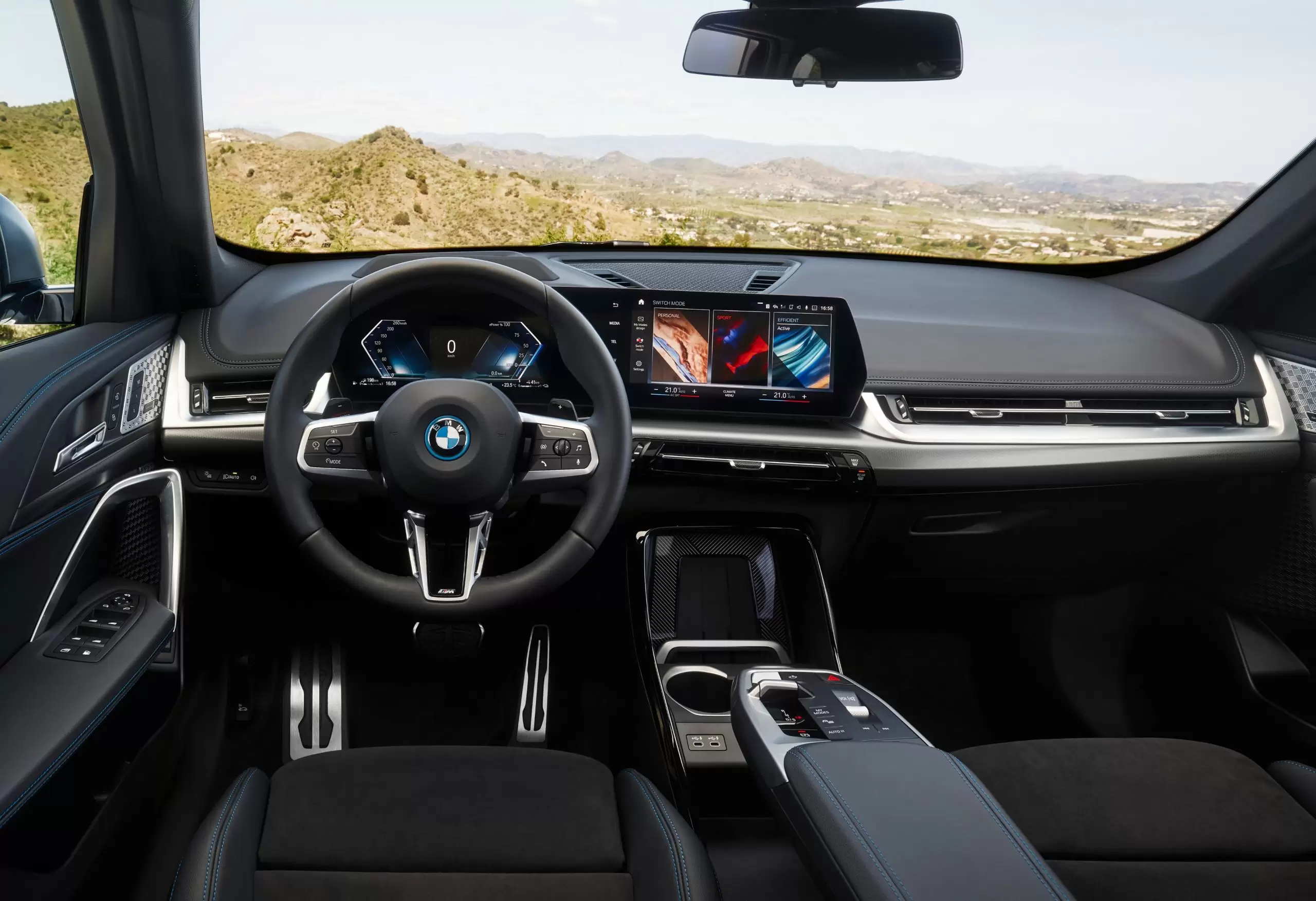 1737442414 BMW X1 xDrive25e 5 scaled