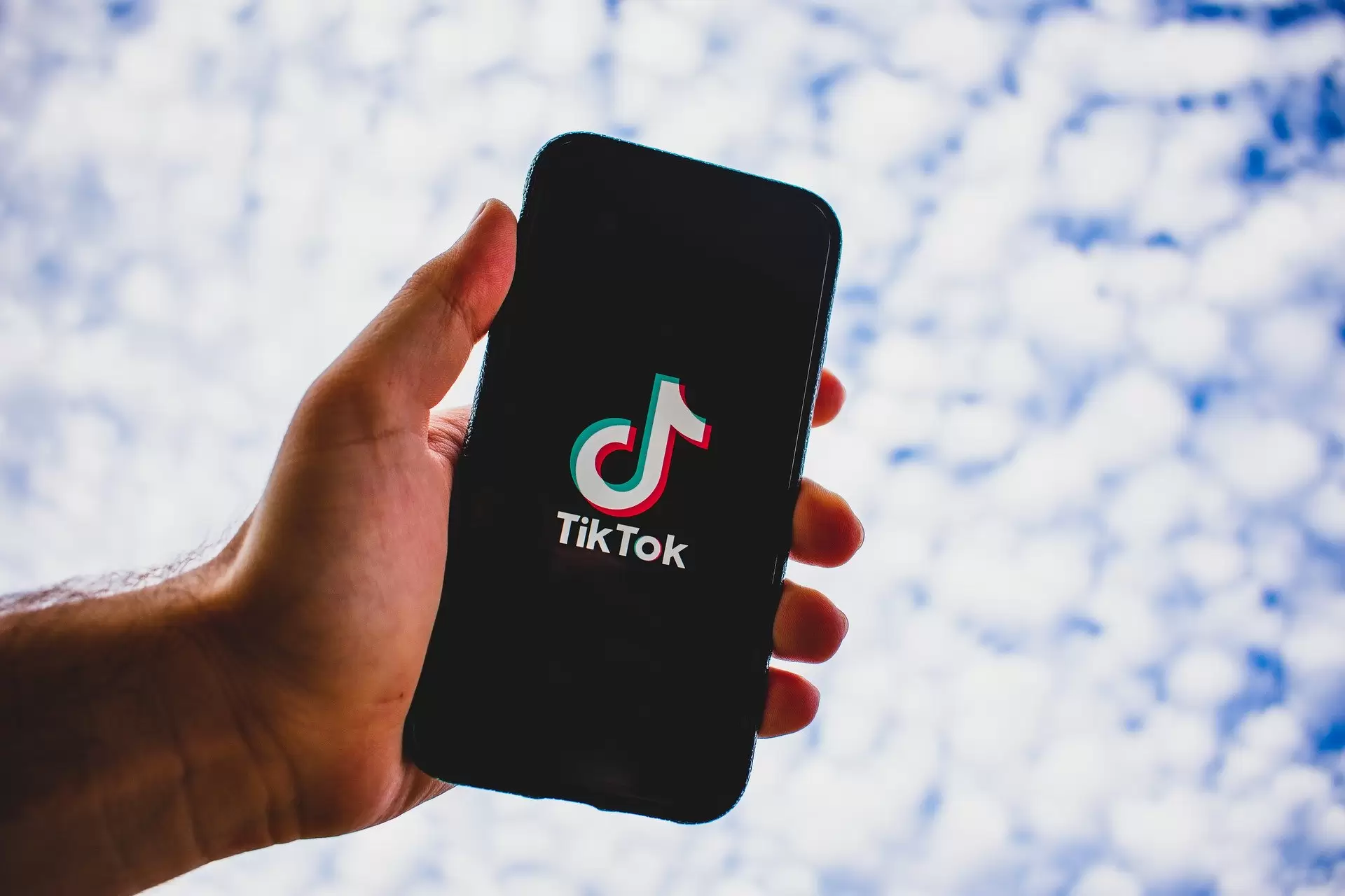 TikTok’un Yeni Güvenlik Hamleleri: Ebeveyn Kontrolü Artıyor