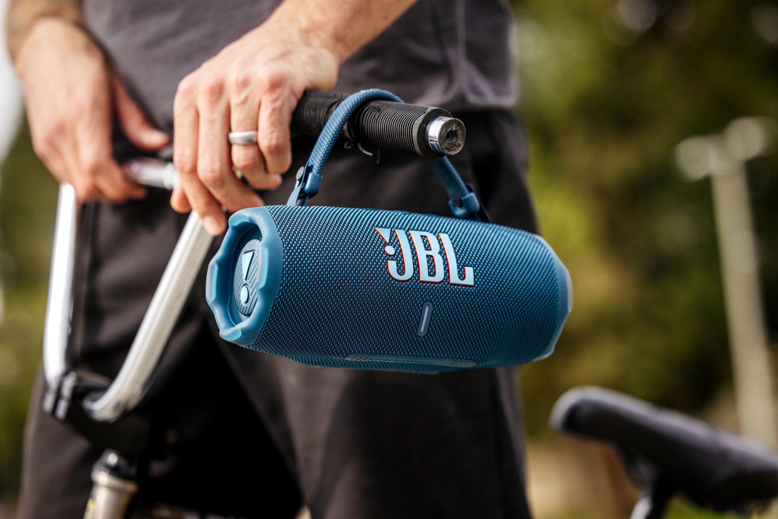 JBL CHARGE6 2 scaled