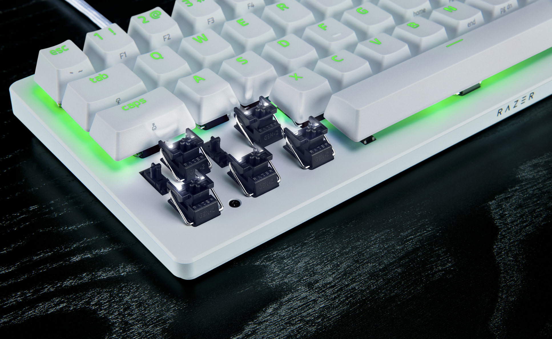 Razer Huntsman V3 Pro Mini White Edition 5 4