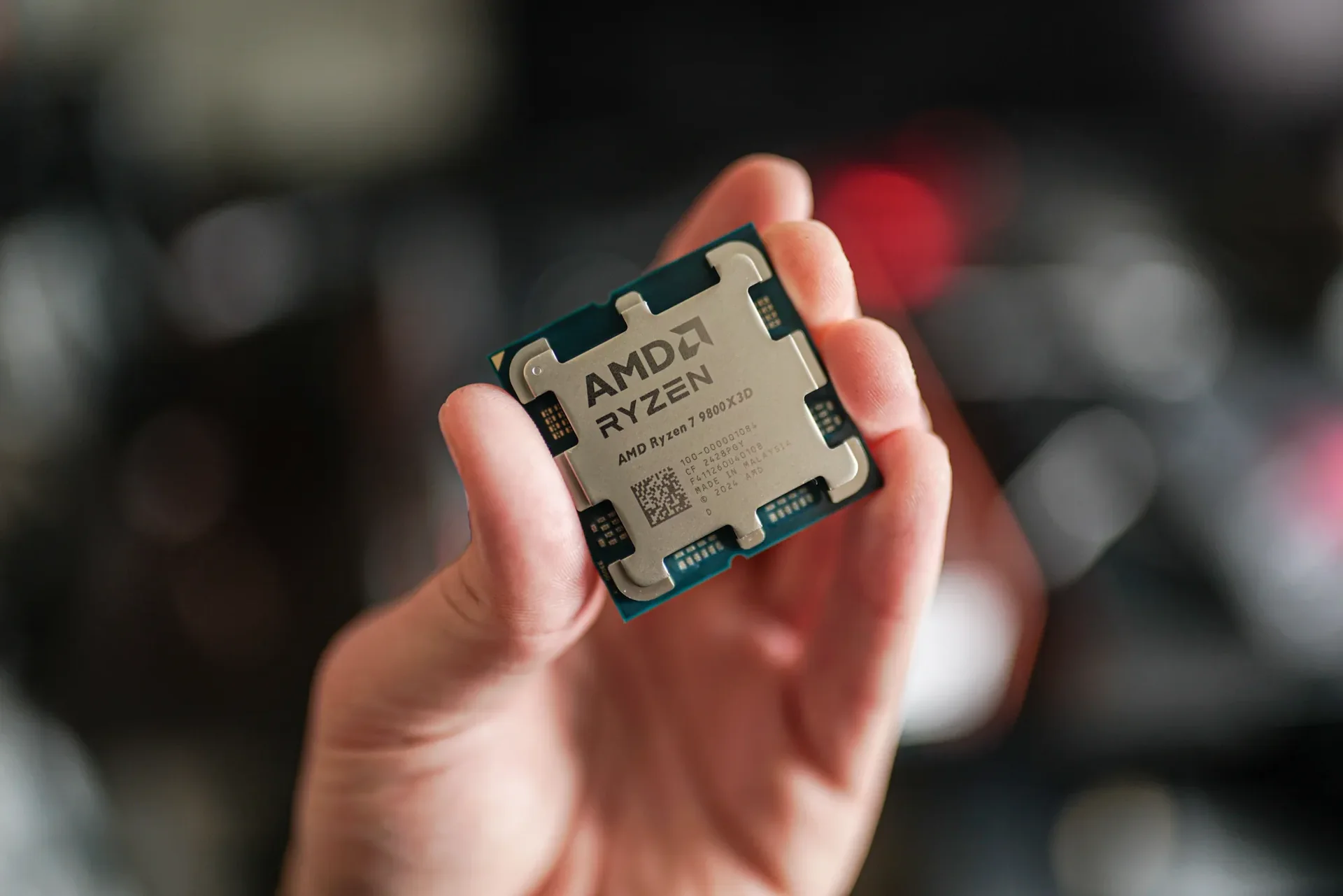 AMD Ryzen 7 9800X3D İşlemciler Hızla Arızalanıyor!
