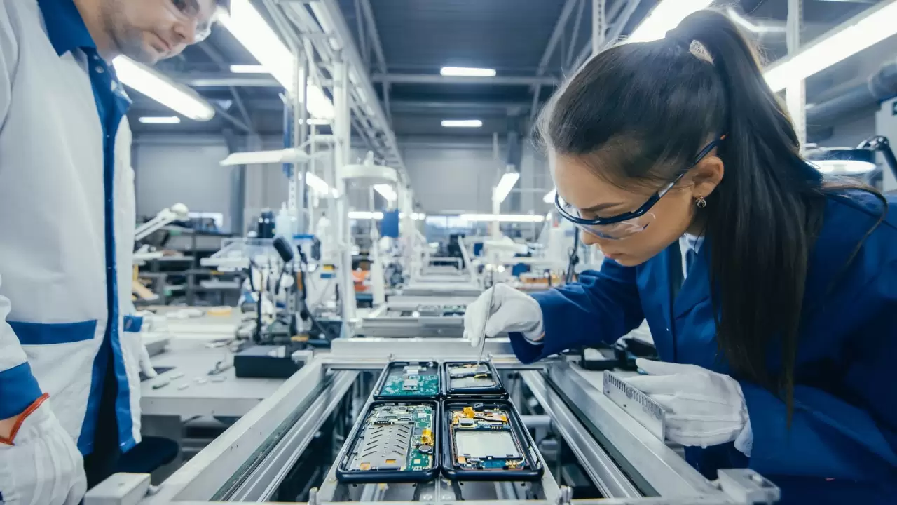 Telefonunuz Fabrika Çıkışlı Virüslü mü?