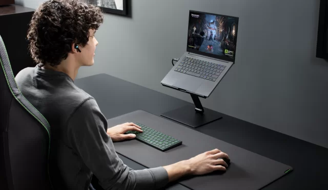 Razer Mobil Oyunu Yeni Seviyeye Taşıyor: İşte Yeni Fare ve Klavyesi!