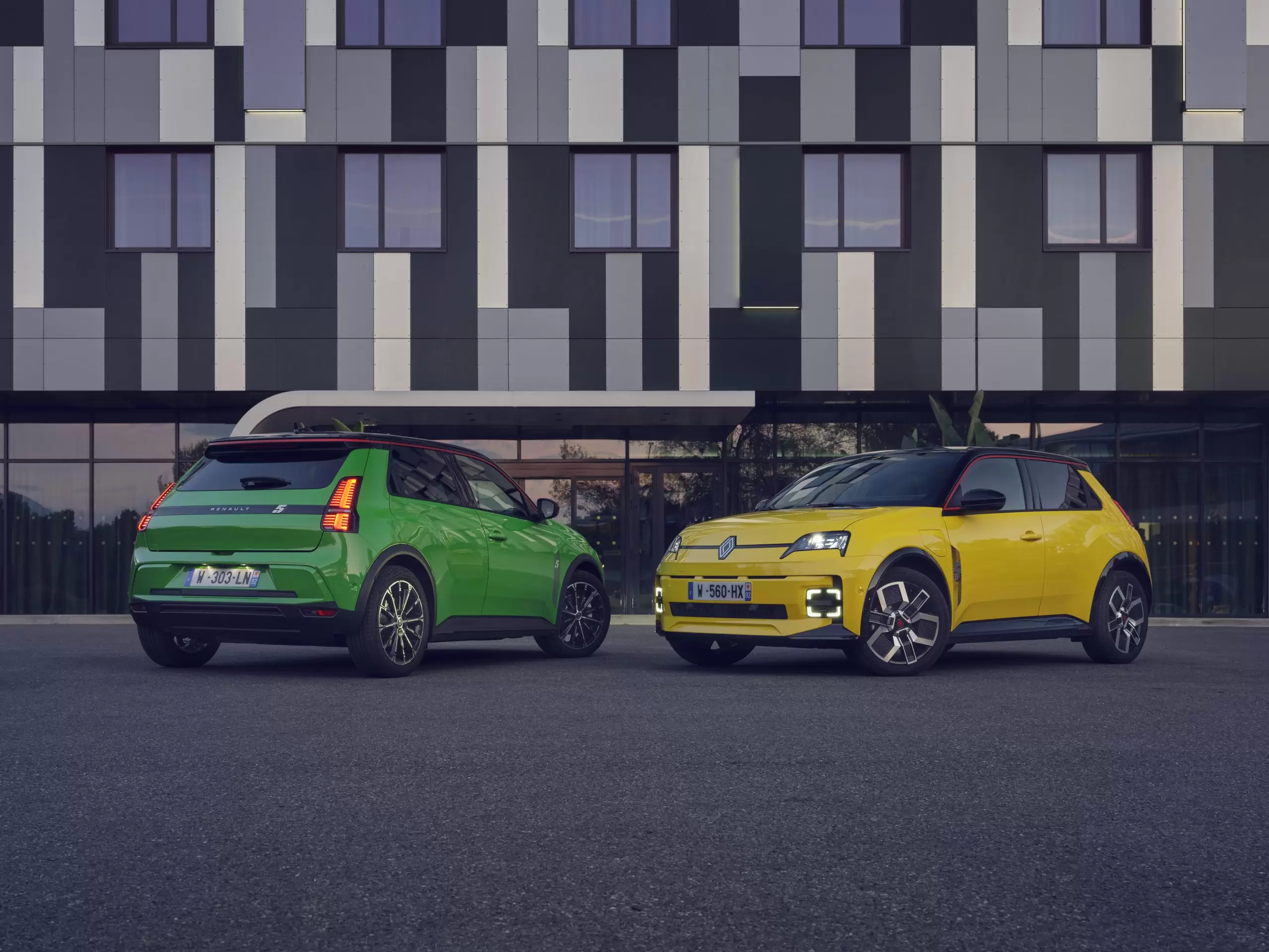 Renault 5 E-Tech Elektrikli Türkiye Satış Fiyatları ve Özellikleri Açıklandı