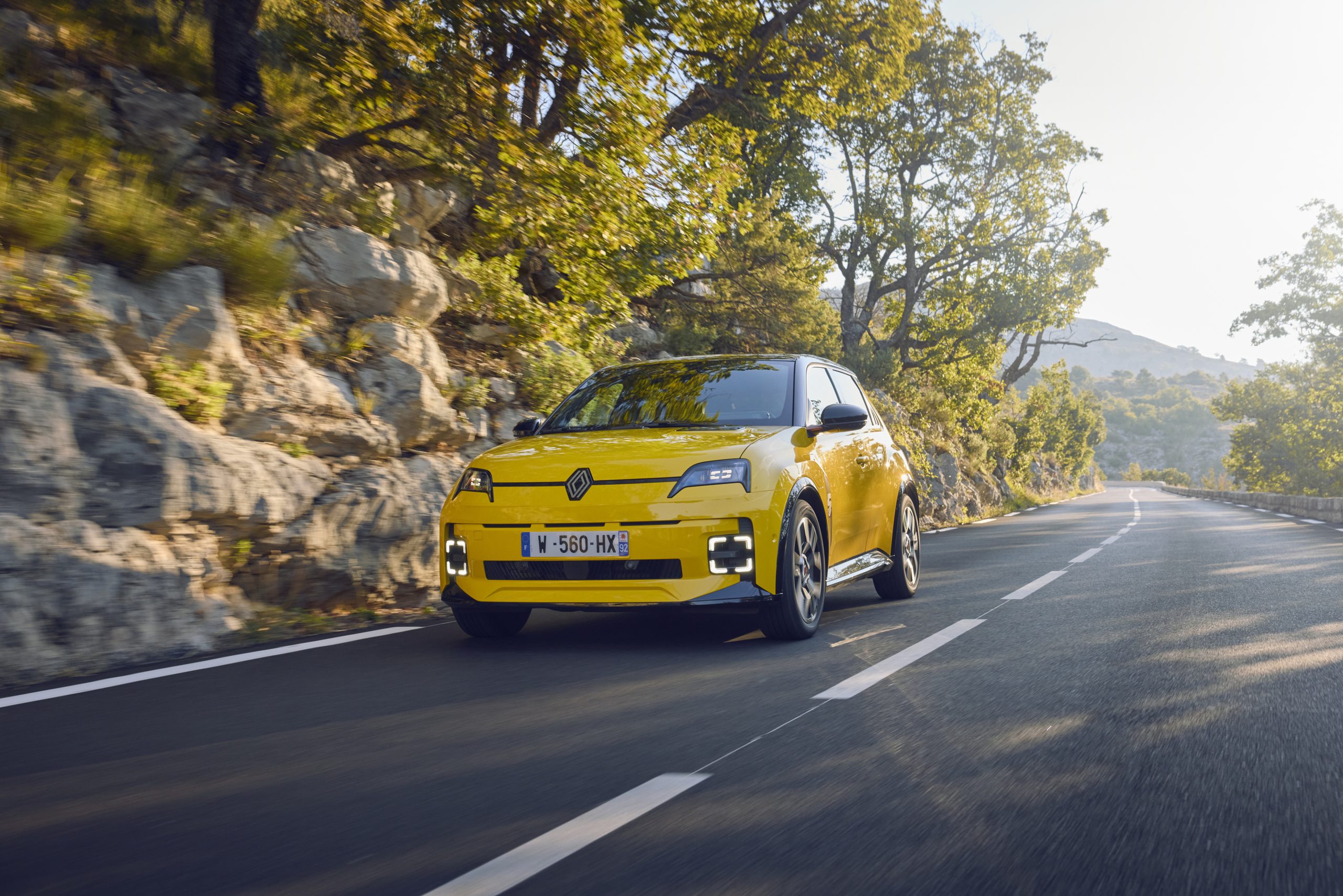 Renault 5 E Tech Elektrikli2 scaled
