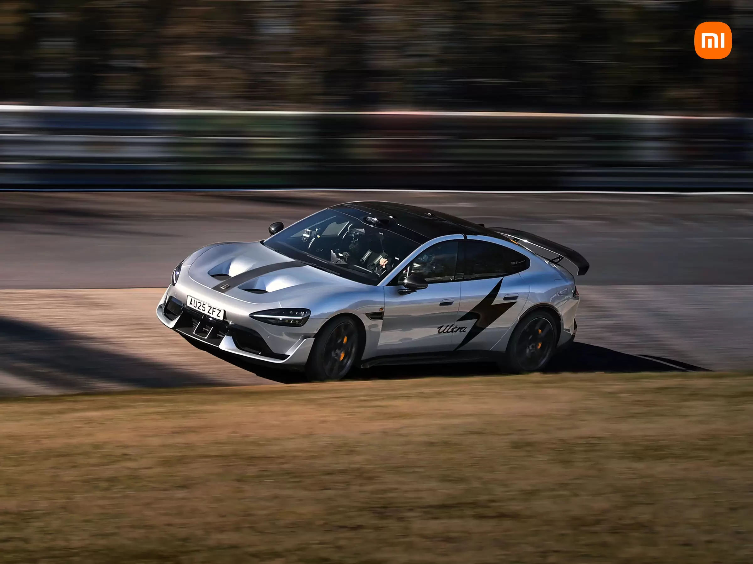 Xiaomi SU7 Ultra, Nürburgring’de Elektrikli Otomobil Rekoru Kırdı