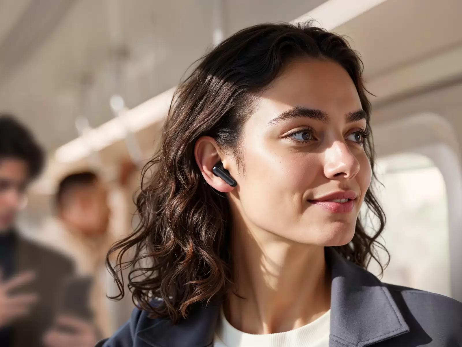Anker Soundcore P41i Tanıtıldı: Dahili Powerbank ve Standlı Kulaklık