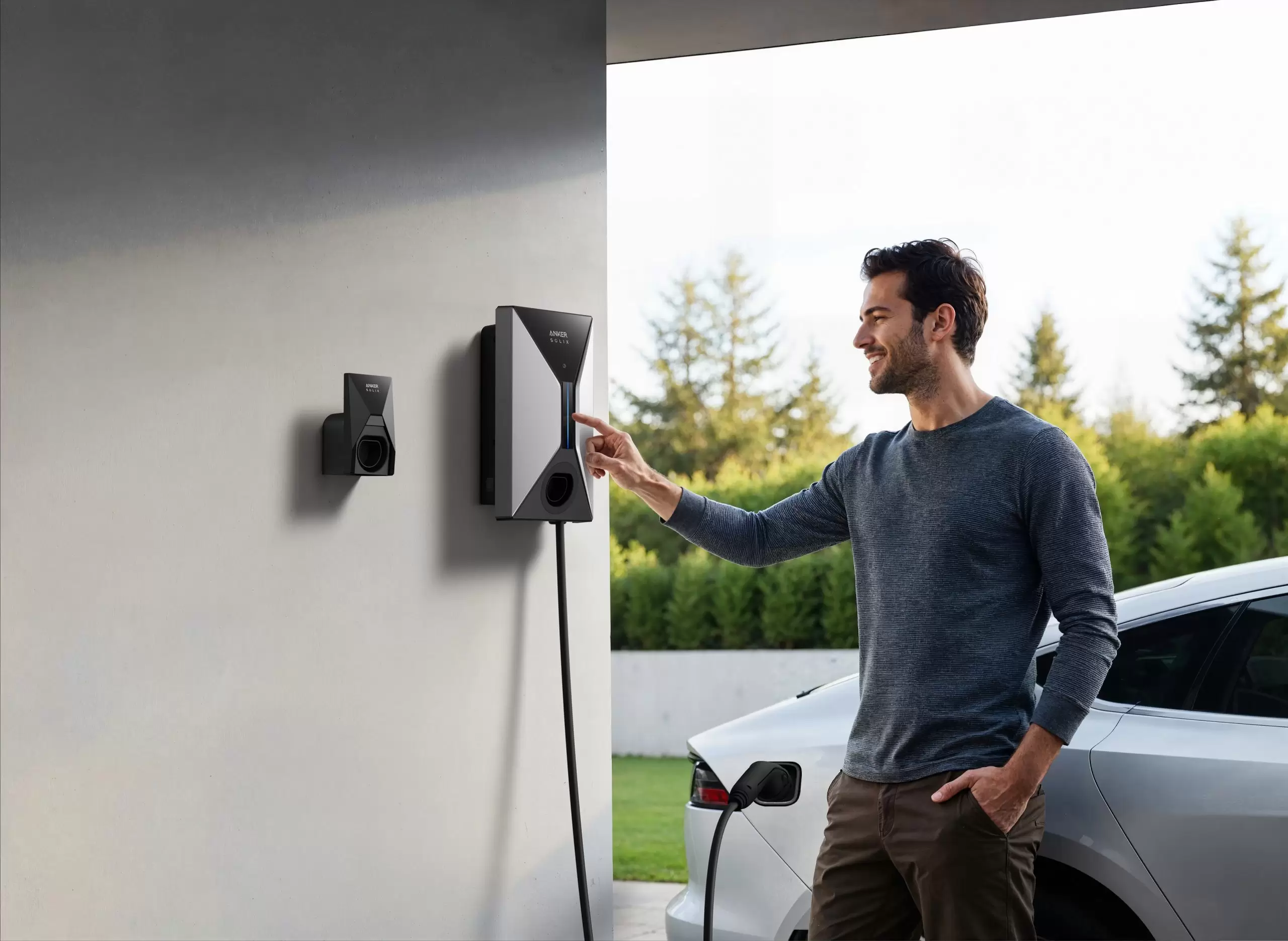 1756983900 Anker Solix EV Charger 2 scaled