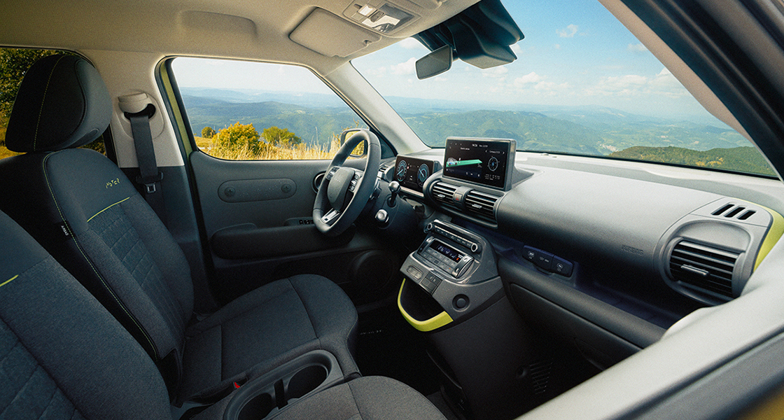 Hyundai INSTER Cross 3