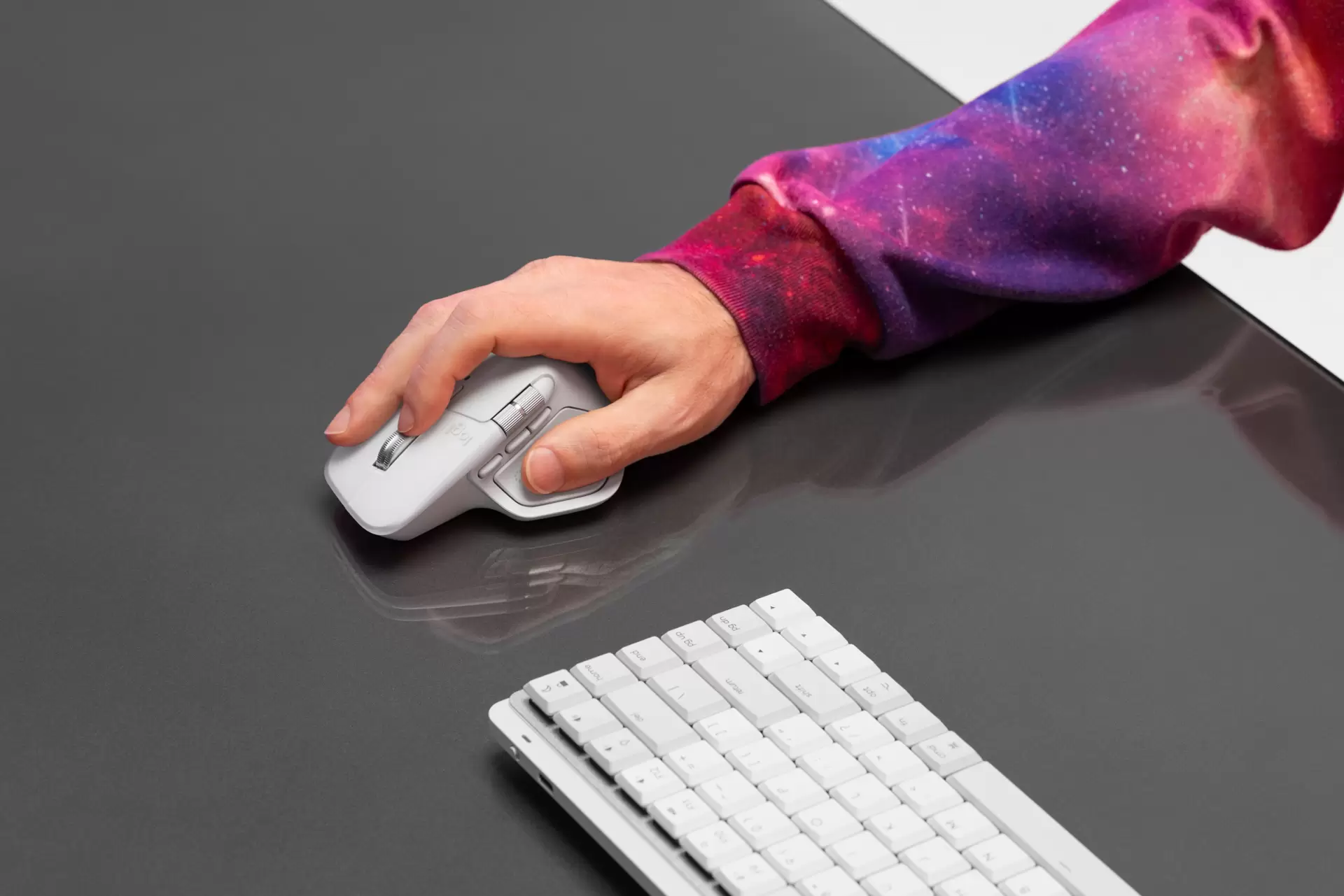 MX Master 4 Çıktı: Haptik Geri Bildirimli İlk MX Mouse