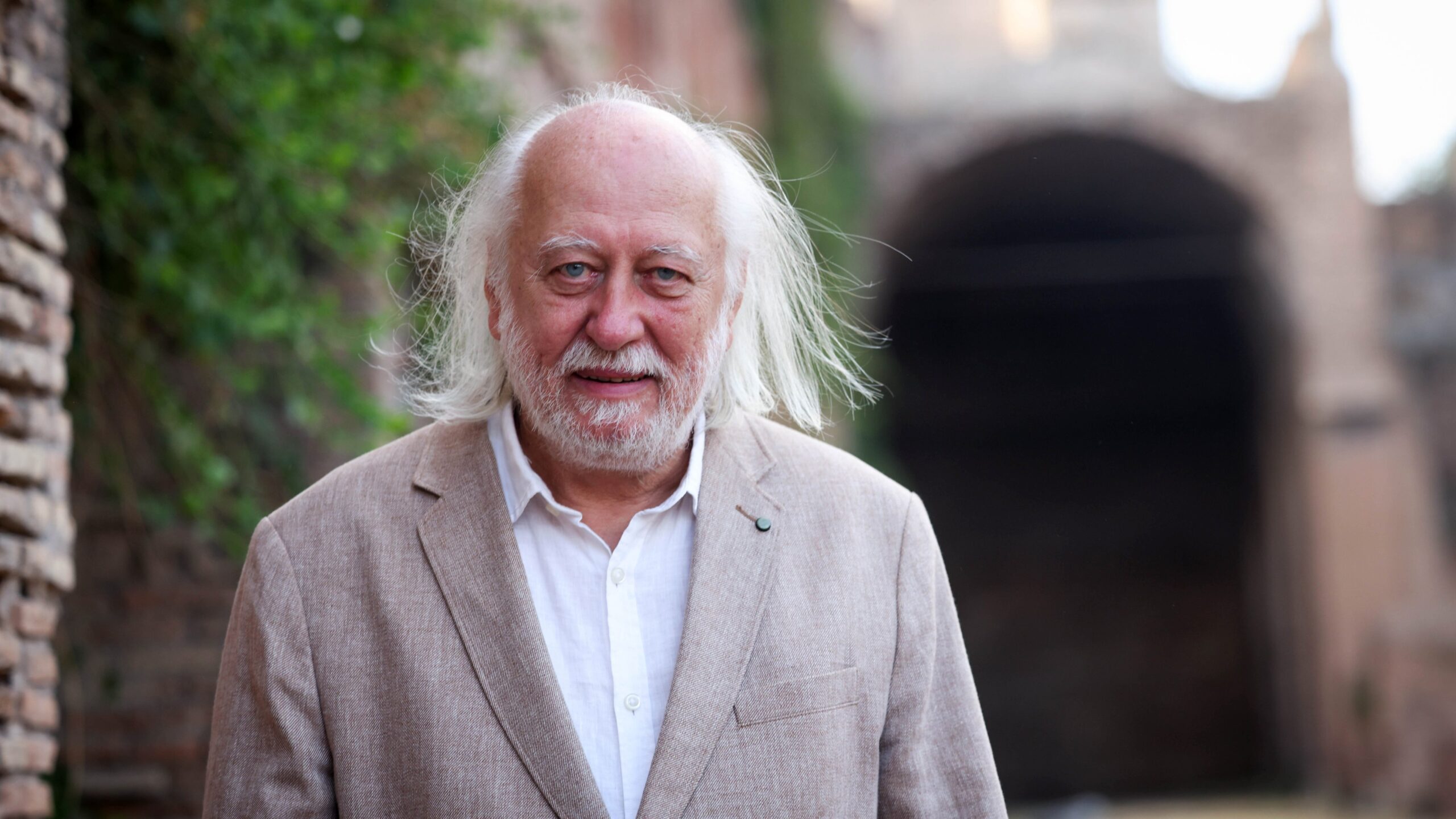 Laszlo Krasznahorkai