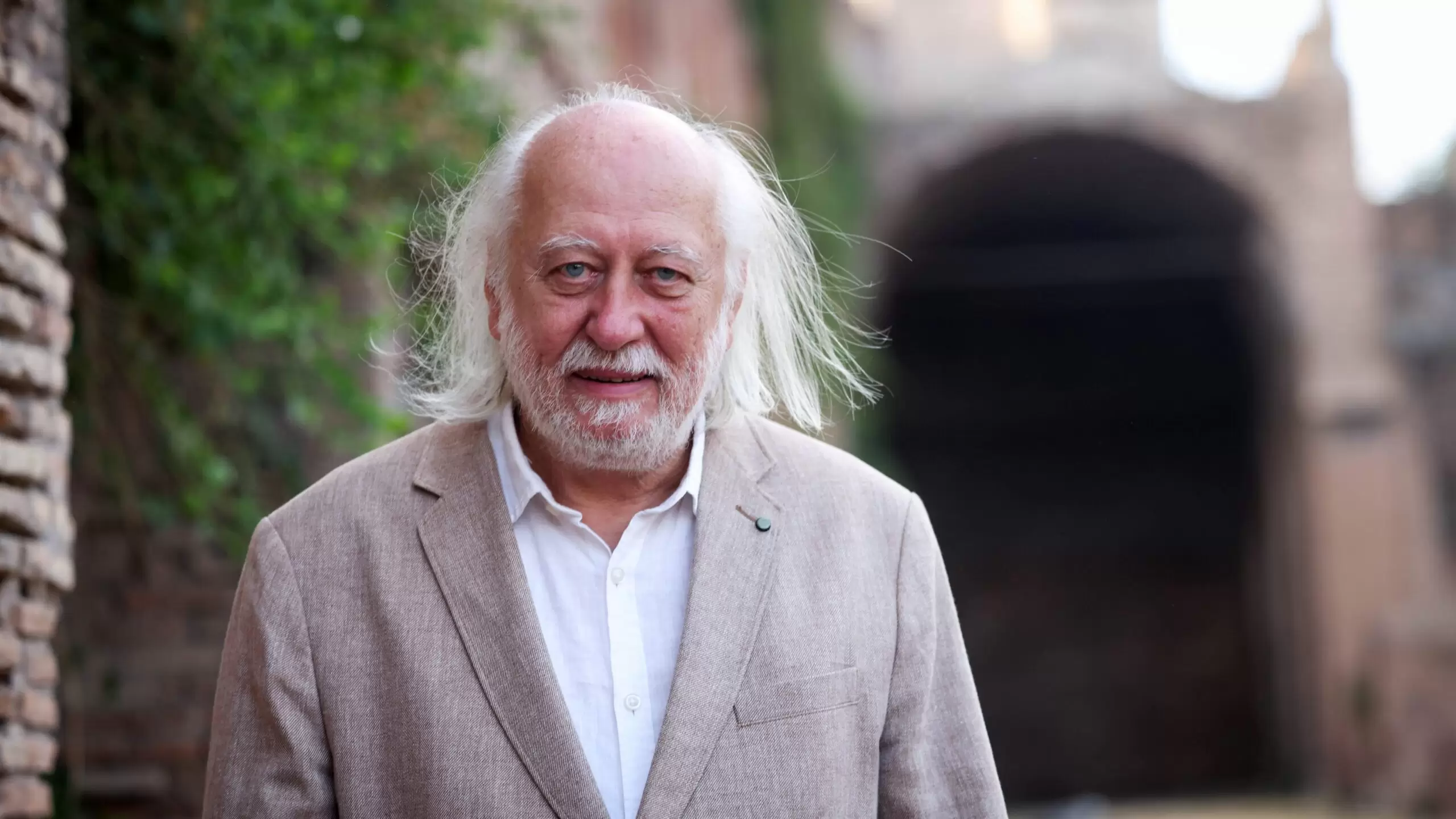 Laszlo Krasznahorkai