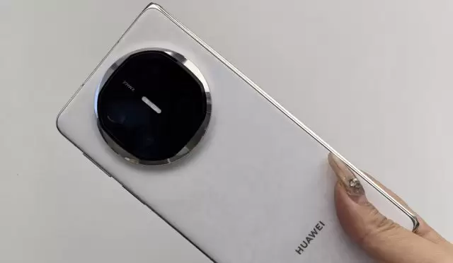 Huawei Mate X7 ve Yeni Devler Dubai’de Sahne Alıyor